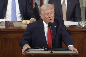 Трамп: Америка повернулася - більша, краща, багатша і сильніша