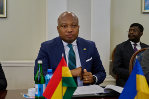 Україна і Гана почали переговори щодо угоди про оборонну співпрацю