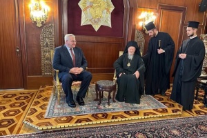 Сибіга подякував Вселенському Патріарху Варфоломію за засудження розв’язаної РФ війни проти України