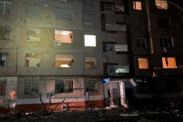 Two people woundedand more than 20 high-rise buildings damaged in Kramatorsk after Russian nighttime attack