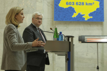 Österreichische Außenministerin: Wir sind bereit, eine der nächsten Konferenzen zum Wiederaufbau der Ukraine in Wien auszurichten