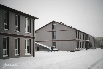 У Сумах відкрили першу чергу модульного містечка для переселенців