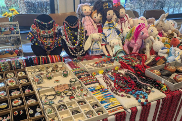 В Антверпені українська та чеченська громади вшанували четверту річницю вторгнення РФ