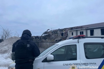 Russian troops struck Zaporizhzhia in the morning, damaging an educational institution