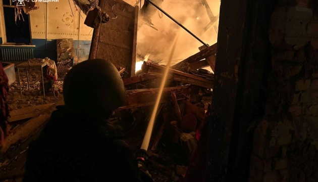 Ворог за добу 70 разів обстріляв Сумщину, є поранені