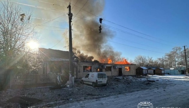 Росіяни минулої доби били по шести населених пунктах Харківщини, двоє постраждалих