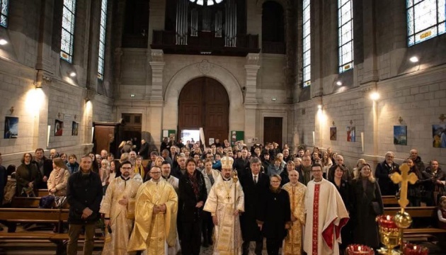 Духовний осередок поблизу Парижа: українська громада Сен-Жермен-ан-Ле отримала власну каплицю