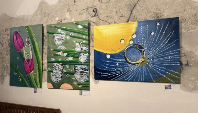 «Україна в надії II»: у Празі відкрилася виставка сучасного українського мистецтва