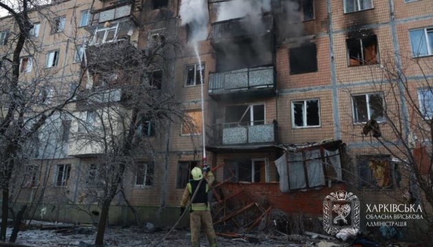 Атака дрона по багатоповерхівці у Харкові: вже відомо про п'ятьох постраждалих