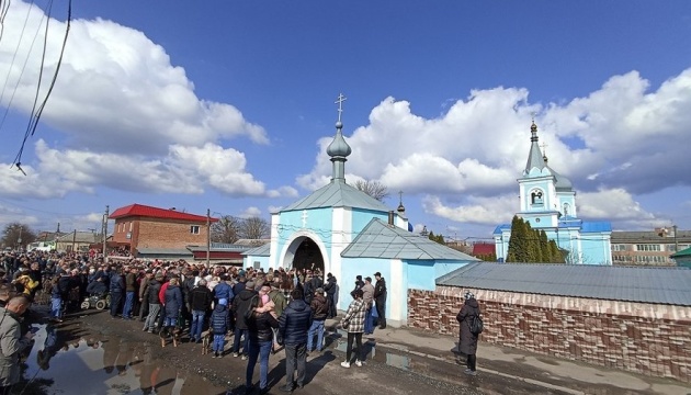 На Хмельниччині суд відмовив священнику УПЦ МП у позові щодо користування храмом