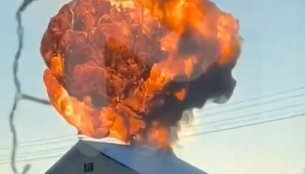 У Тамбовській області РФ після сходження з рейок вибухнули цистерни з пальним - ЗМІ