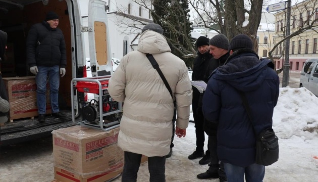 Ініціатива «Зігрій Україну»: заклади культури отримали обладнання за підтримки Литви