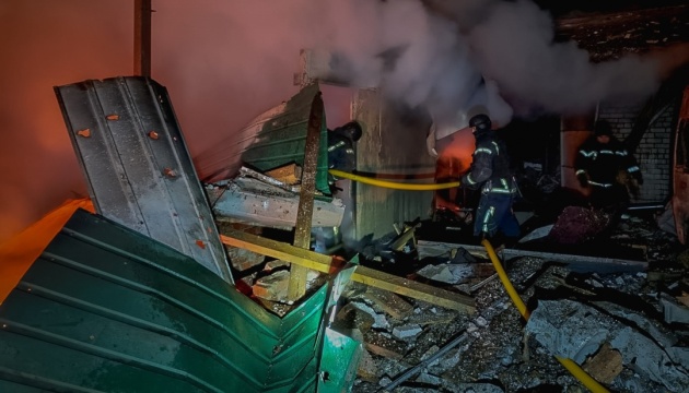 Удар по Шостці: пошкоджені 10 житлових будинків, двоє поранених