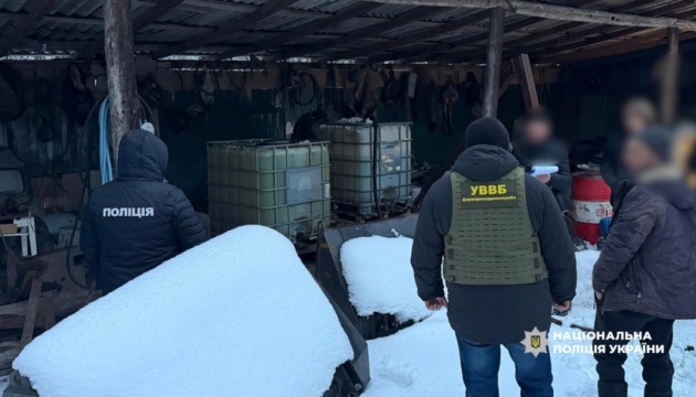 На Чернігівщині викрили схему розкрадання пального для охорони кордону