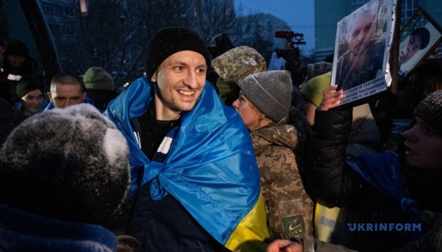 Генсек НАТО у Києві, обмін полоненими і знеструмлене метро