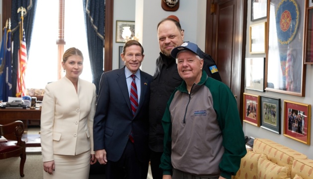 Стефанчук у Вашингтоні обговорив із сенаторами Гремом та Блюменталем «пекельні санкції» проти Росії
