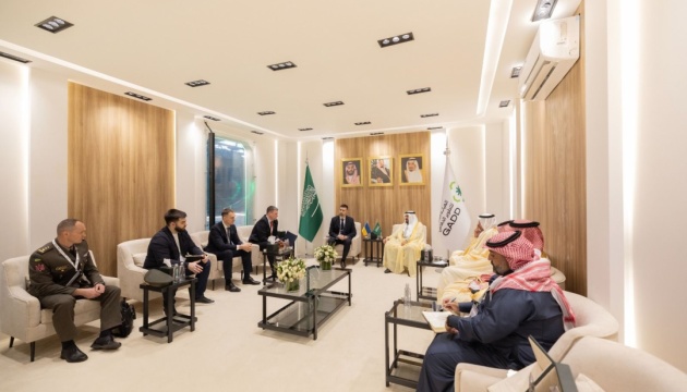 Укроборонпром розпочав роботу на міжнародній оборонній виставці World Defense Show 2026 у Ер-Ріяді