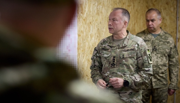 ウクライナ側はオレクサンドリウカ方向で１か月で４００平方キロメートルの領土を奪還＝シルシキー軍総司令官