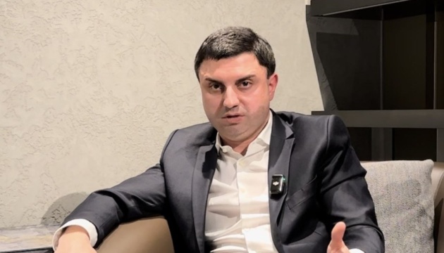 ДБР повідомило, що допитало у Відні бізнесмена Ваганяна у справі ексгенерала СБУ Наумова