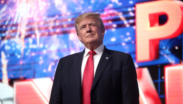 Trump prolonge d’un an les sanctions américaines contre la Russie pour la guerre en Ukraine