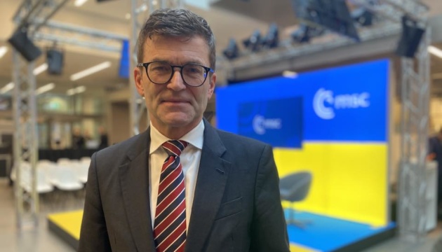 Посол ФРН про Taurus: Треба розвивати далекобійні спроможності України, а не говорити про окремі ракети