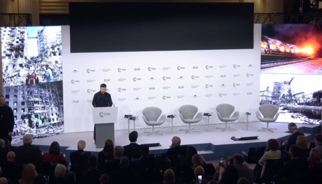 Zelensky: US too often demands concessions from Ukraine, not Russia