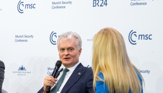 Науседа: Росія лише імітує переговорний процес