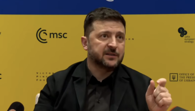 ウクライナ側のロシア捕虜は４０００人以上、ロシア側のウクライナ捕虜は７０００人＝ゼレンシキー宇大統領