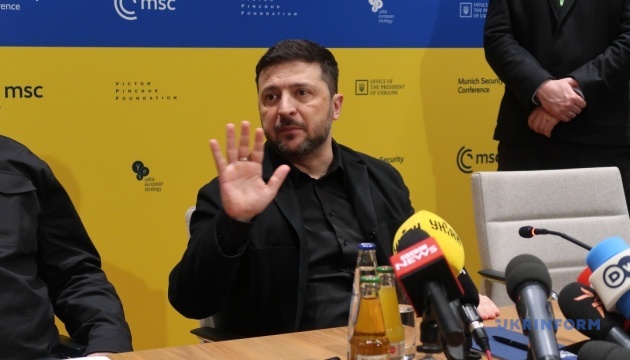 Зеленський: Росіянам вдалося знищити одну з виробничих ліній ракет «Фламінго», її вже відновили