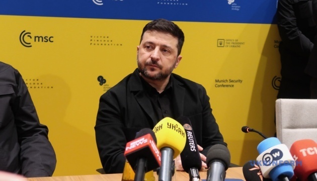 Volodymyr Zelensky : la Russie tenterait de reporter les négociations sous prétexte d’un changement de chef de sa délégation