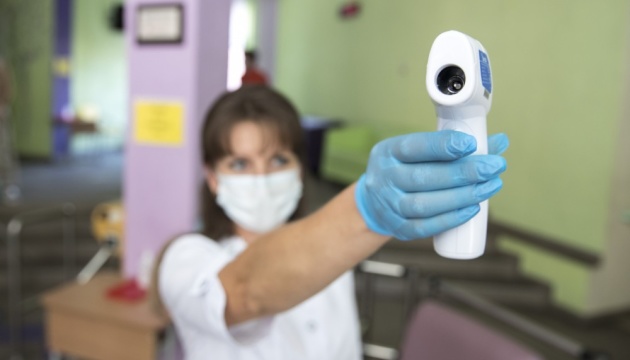 Грипозний сезон: у Києві за тиждень зафіксували понад 12 тисяч нових випадків