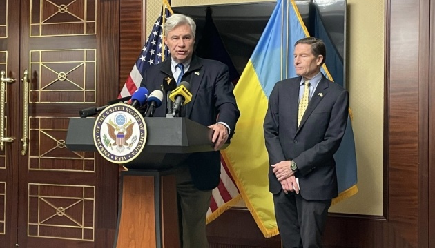 Американський сенатор закликав «слідкувати за подальшими діями» щодо тіньового флоту РФ