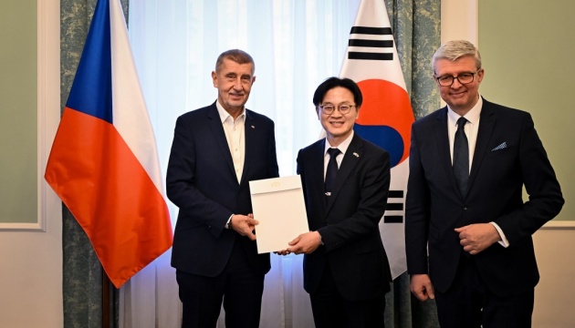 Чехія й Південна Корея продовжують підготовку до будівництва енергоблоків АЕС