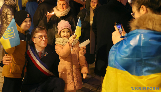 Я щиро захоплююся українським народом, що планує майбутнє, попри війну - мер французького міста