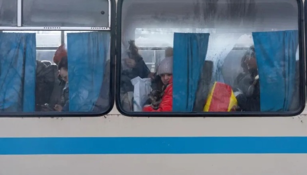 Майже 2,6 мільйона українських дітей стали переселенцями - ЮНІСЕФ