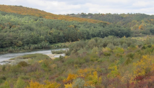 У власність держави повернули 3,2 гектара природного парку «Дністровський каньйон»