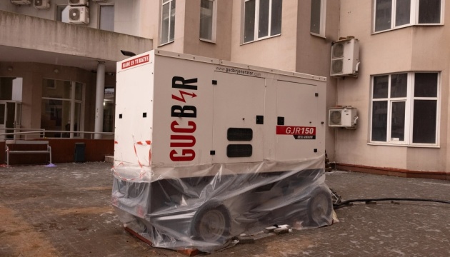 У Одесу направили додаткові засоби автономної енергогенерації та дизельні автобуси