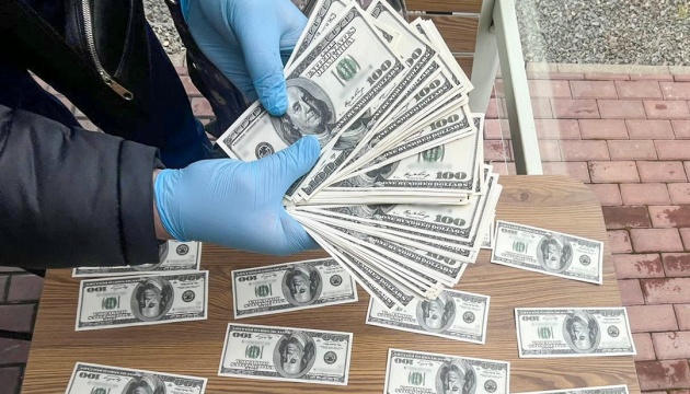 В Одесі затримали чоловіка, який продавав посаду «агента СБУ» за $10 тисяч