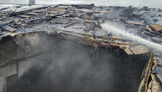 Dans la région de Kharkiv, une frappe russe sur une ferme tue une centaine de porcs