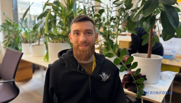 Чехи зібрали понад 5 мільйонів крон на біонічні протези для українського ветерана