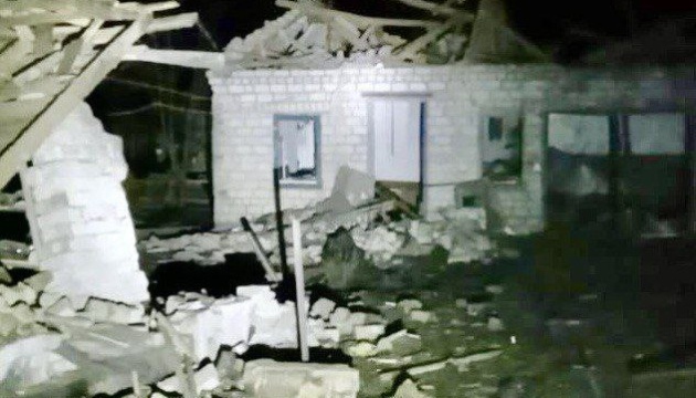 Росіяни вдарили вночі по Дніпропетровщині ракетою, КАБом та із «Градів», є постраждалий