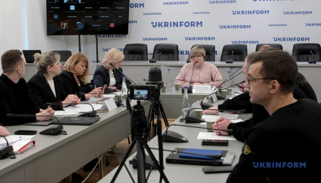 Життя під загрозою: що робити з колоніями в зоні бойових дій?