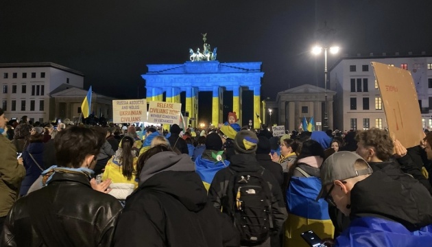 У Берліні відбулася багатотисячна акція солідарності з Україною