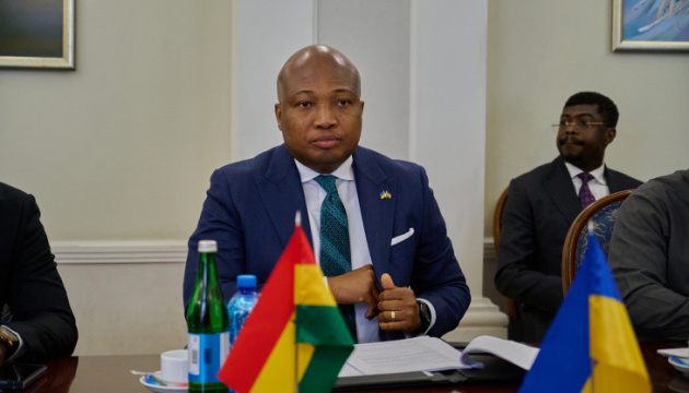 Україна і Гана почали переговори щодо угоди про оборонну співпрацю