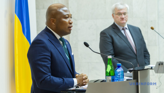 Глава МЗС Гани: Ми проти права сильного і порушення міжнародних норм