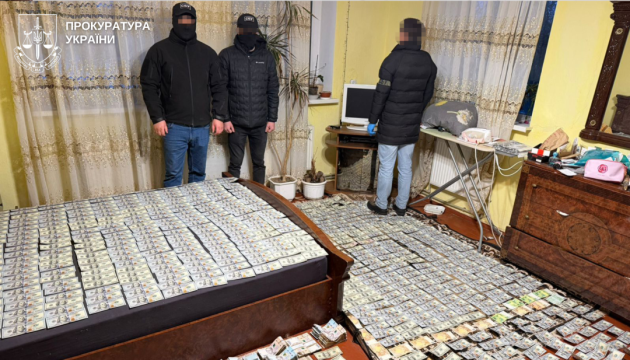 На Вінниччині двом лікарям повідомили про підозру через оформлення фейкової інвалідності