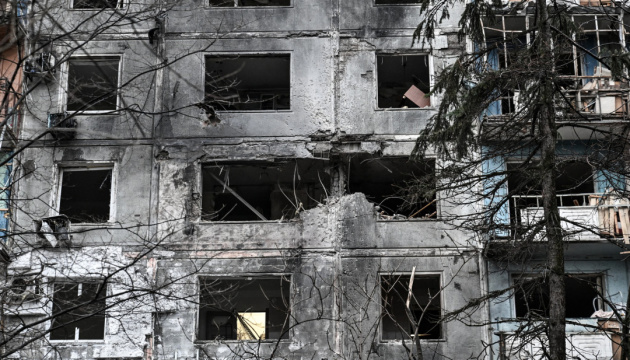 Injury toll in Russia’s overnight attack on Zaporizhzhia rises to 10, multiple buildings damaged