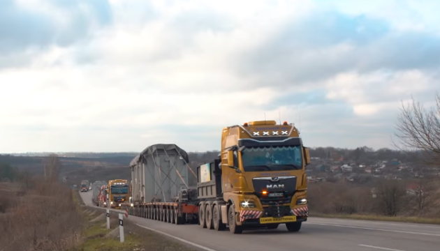 Екстрене відновлення енергетики: Україна отримала три потужних трансформатори від японського агентства JICA