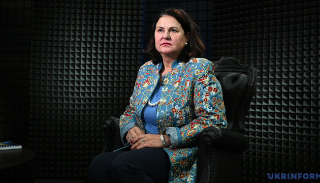 Botschafterin der EU weist auf Verlangsamung des Reformtempos in der Ukraine hin