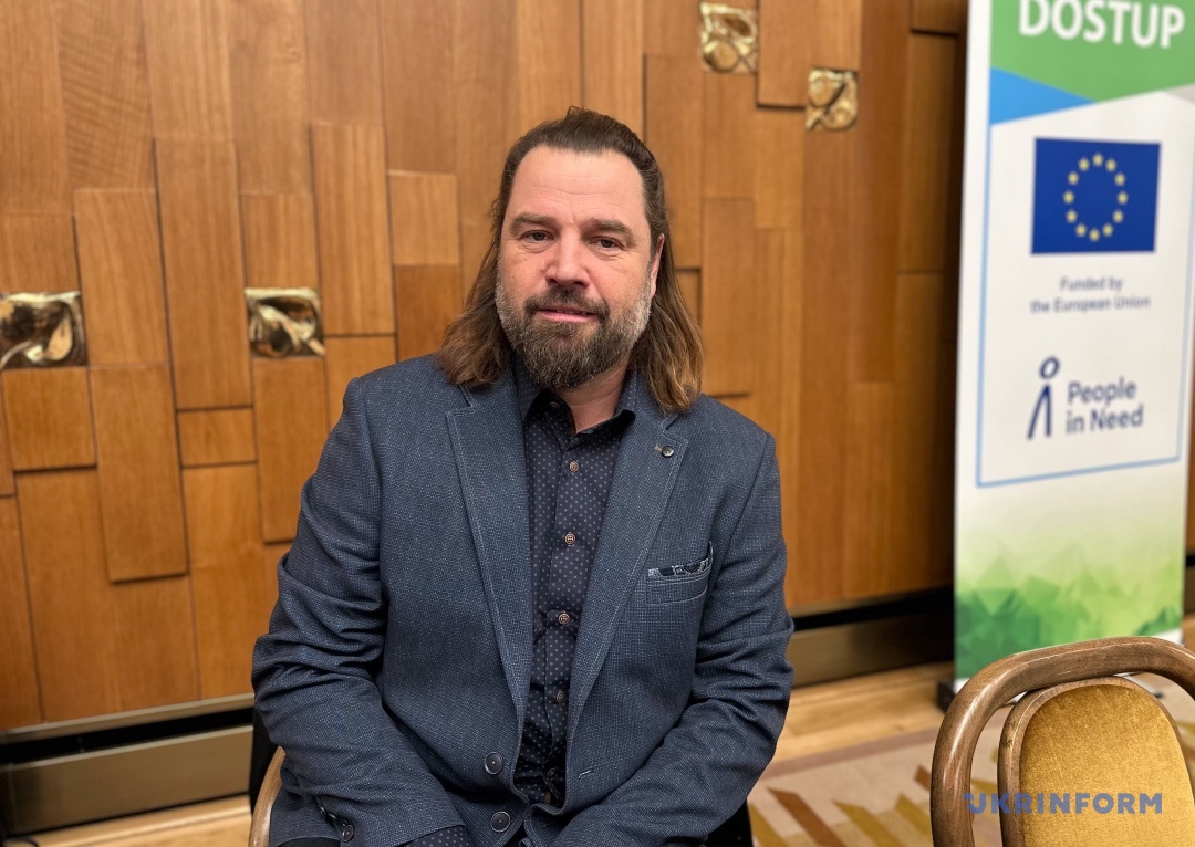 Petr Drbohlav, (People in Need)